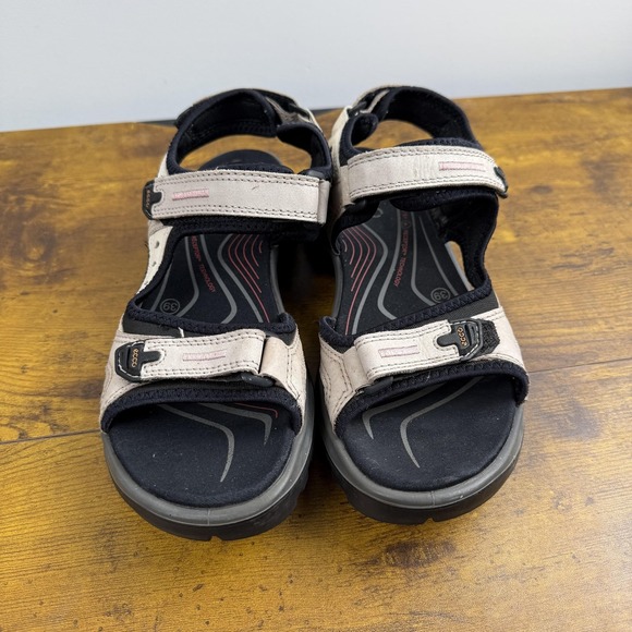 ECCO Yuctan Sandals Womens Size 39 US 8-8.5 Beige Strappy Hiking Shoes Outdoor - Picture 3 of 8